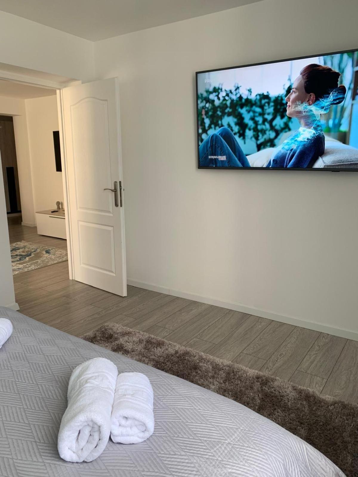 Rose Apartment
